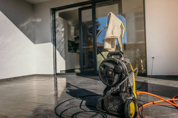 Spring Cleaning in Golden Glades, FL
